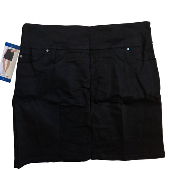 S.C. CO New with Tags Black Denim Pencil Skirt with Pockets! - Picture 1 of 6